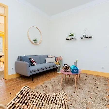 Apartament Renovated In Central Belem 15 Minutes From The River