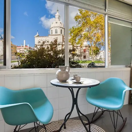 Renovated In Central Belem 15 Minutes From The River Lägenhet *
