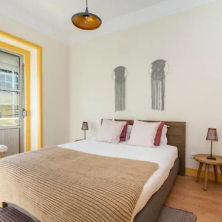 Renovated In Central Belem 15 Minutes From The River Apartament