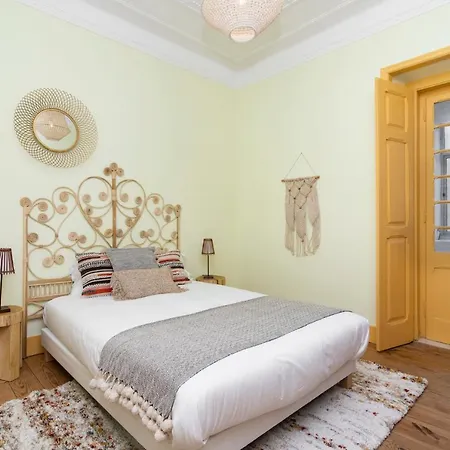 Renovated In Central Belem 15 Minutes From The River Apartament